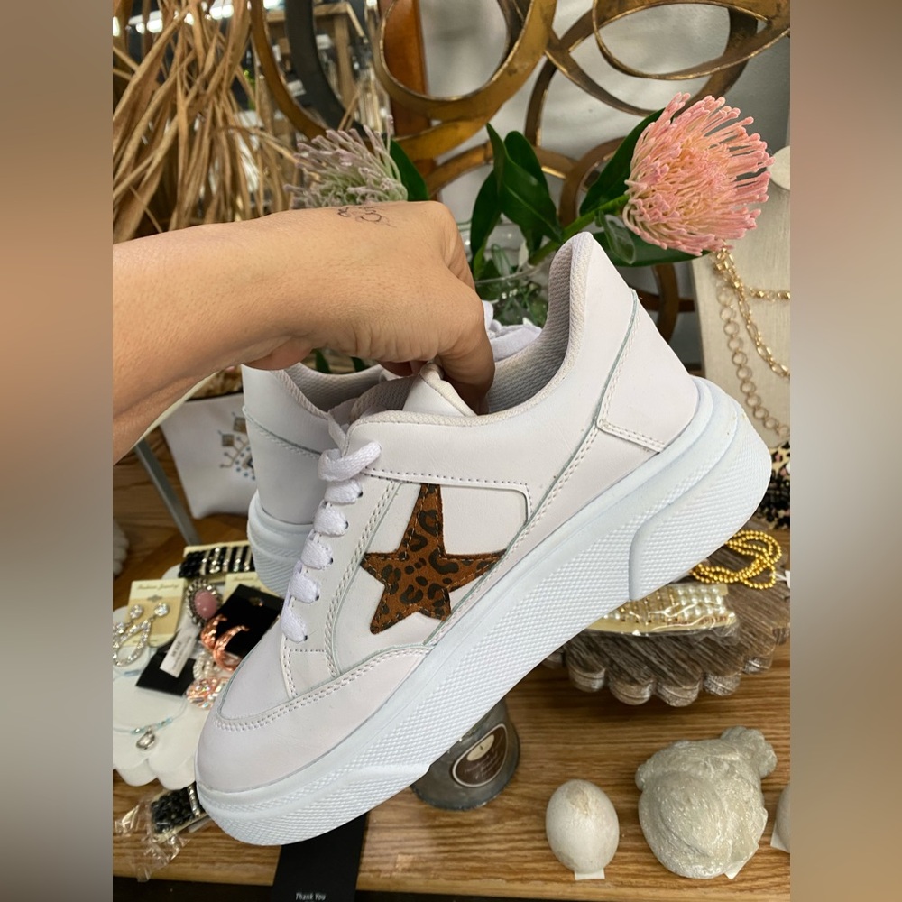 Aria T-Shoe